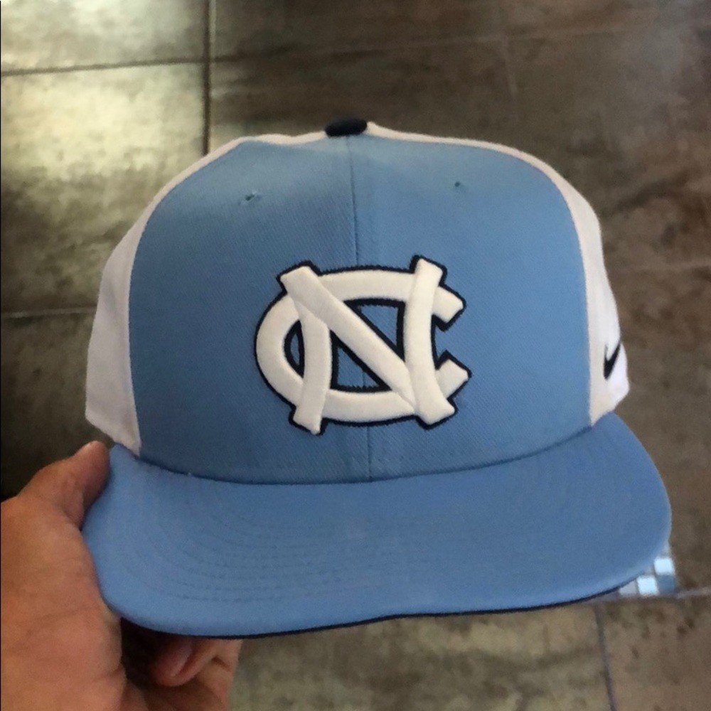 North Carolina SnapBack Nike hat